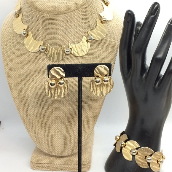 MID-CENTURY MODERN MCM PARURE GOLD TONE NECKLACE EARRING BRACELET SET - Picture 3 of 17